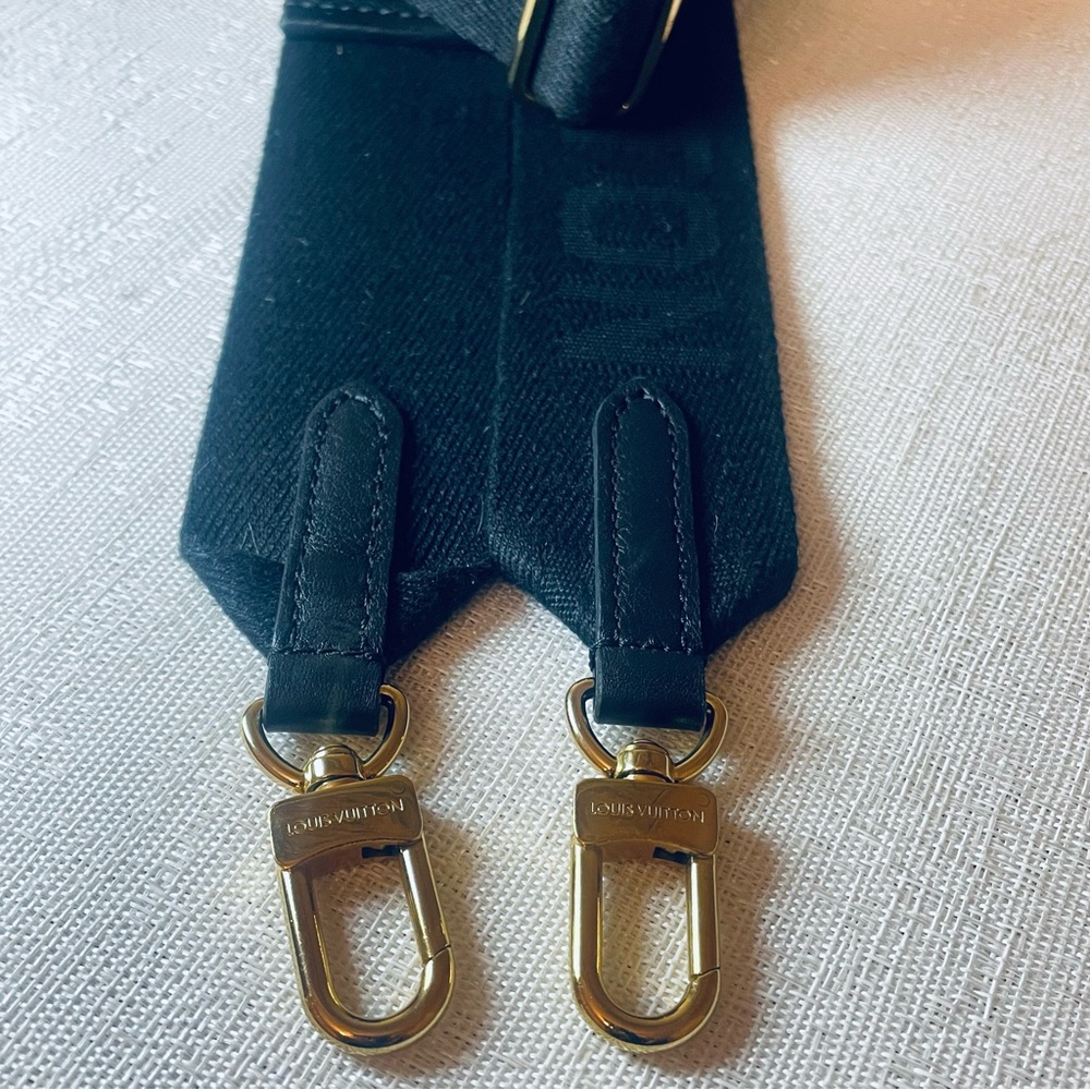 Louis Vuitton Black Webbing Shoulder Strap with Gold Hardware - Picture 3 of 6